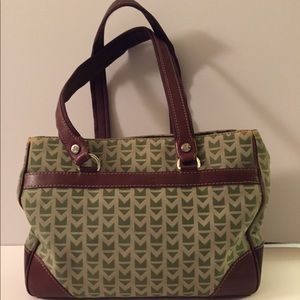 🔥24 HR PRICE🔥 Vintage Michael Kors shoulder bag